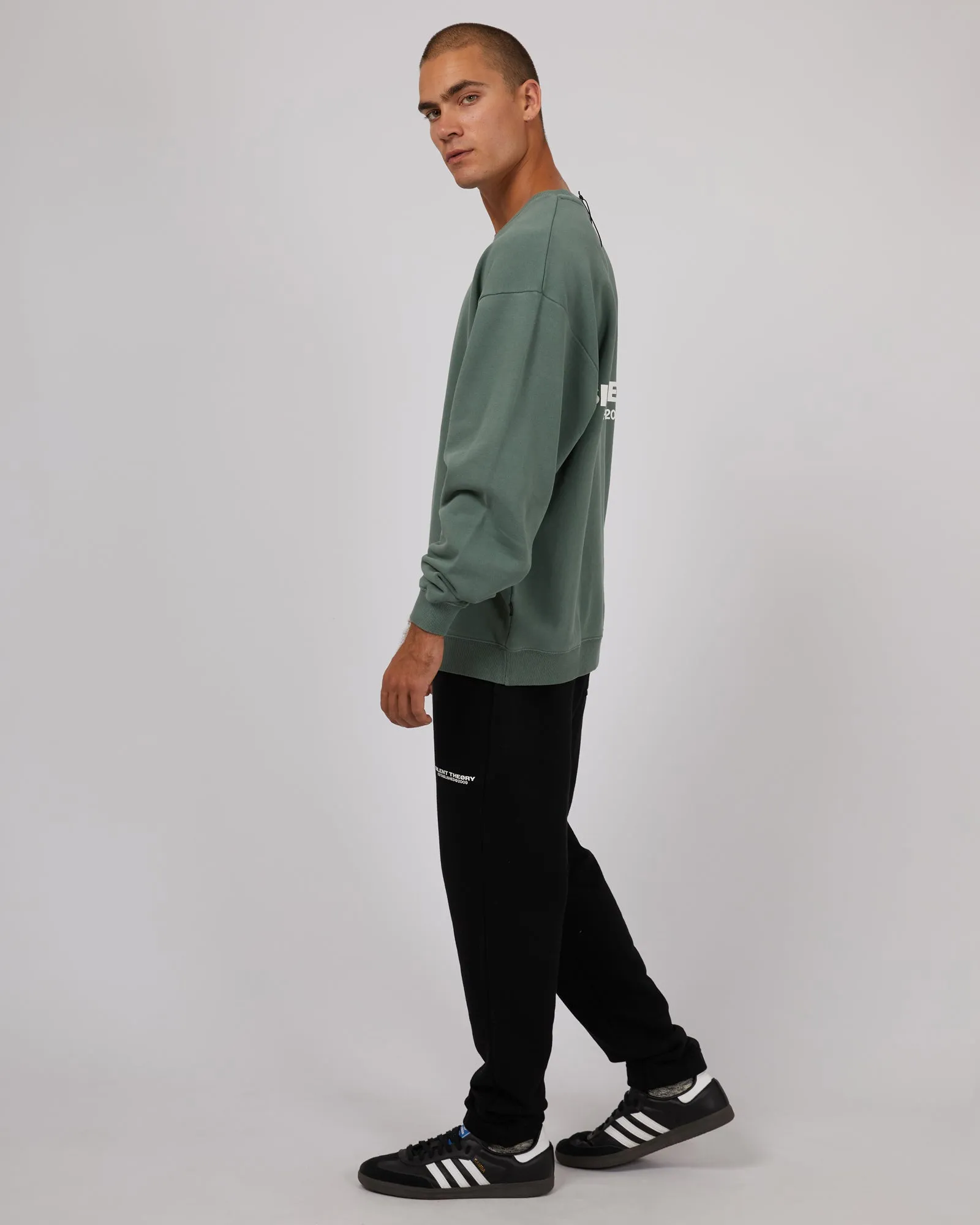 Essential Theory Crew Green