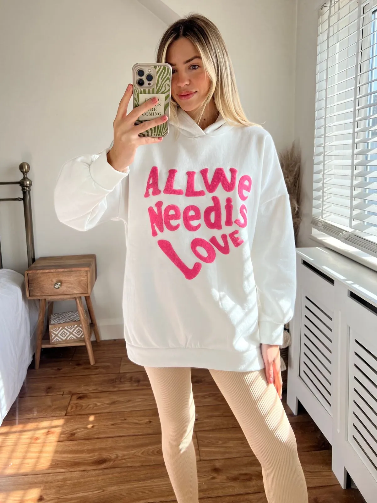 Love Lyric Hoodie / White & Pink