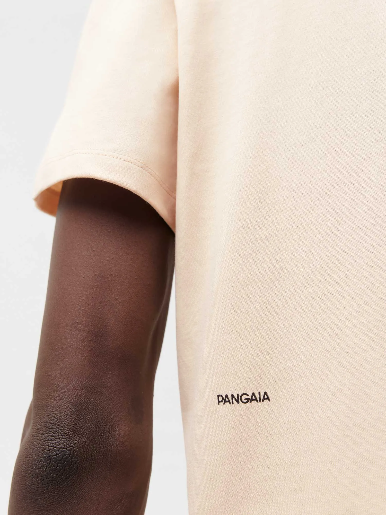 Mens Archive Cotton T-shirt with C-FIBER™ Core—sand