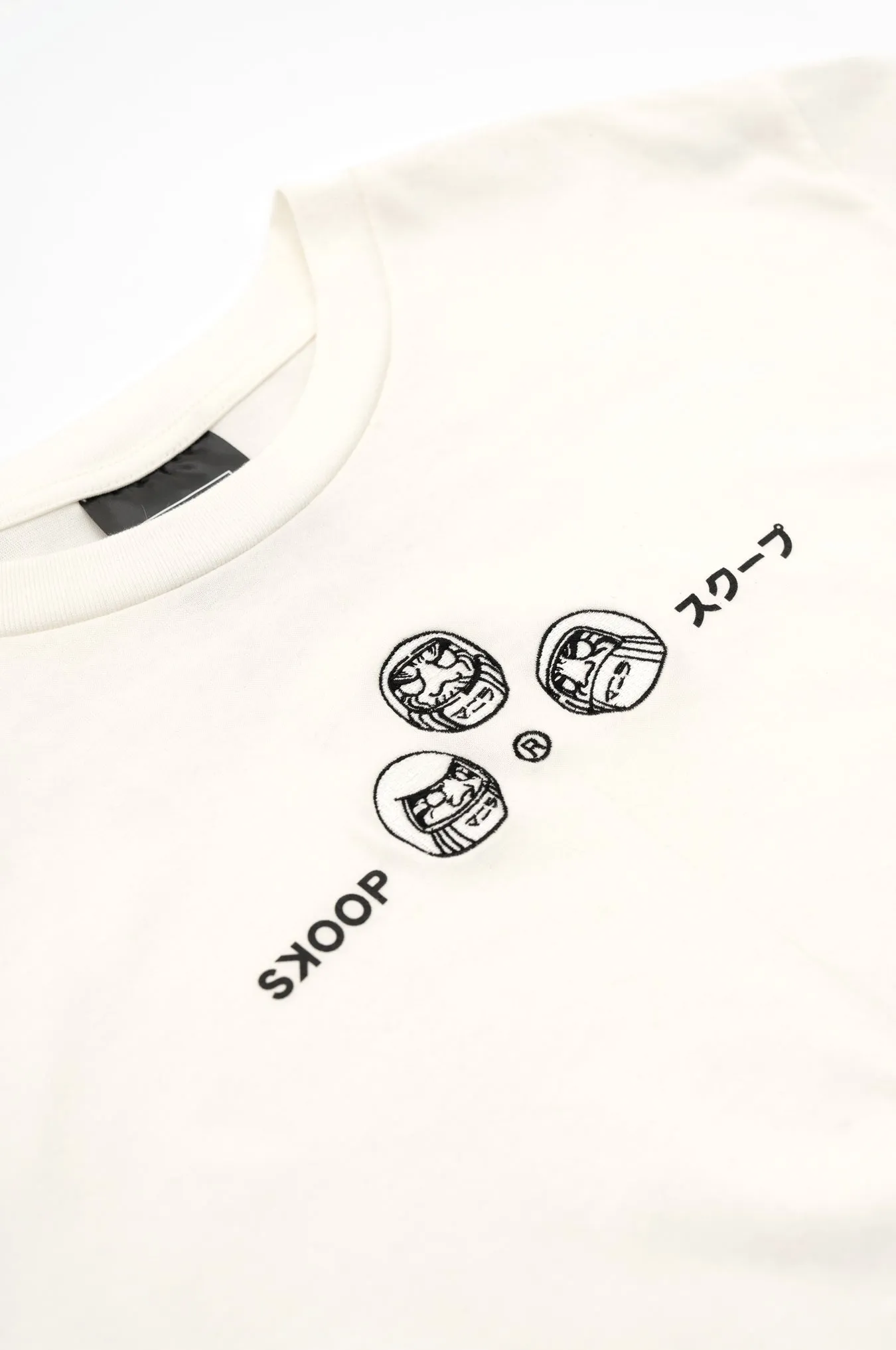 SKOOP® Daruma Creed Shirt Milk White